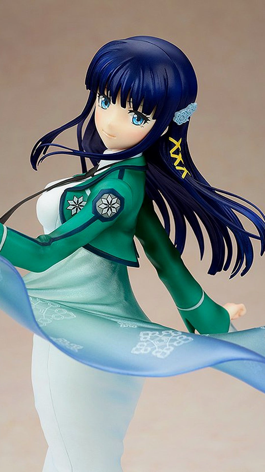 The Irregular at Magic High School Figure Series cover - Mega Claw