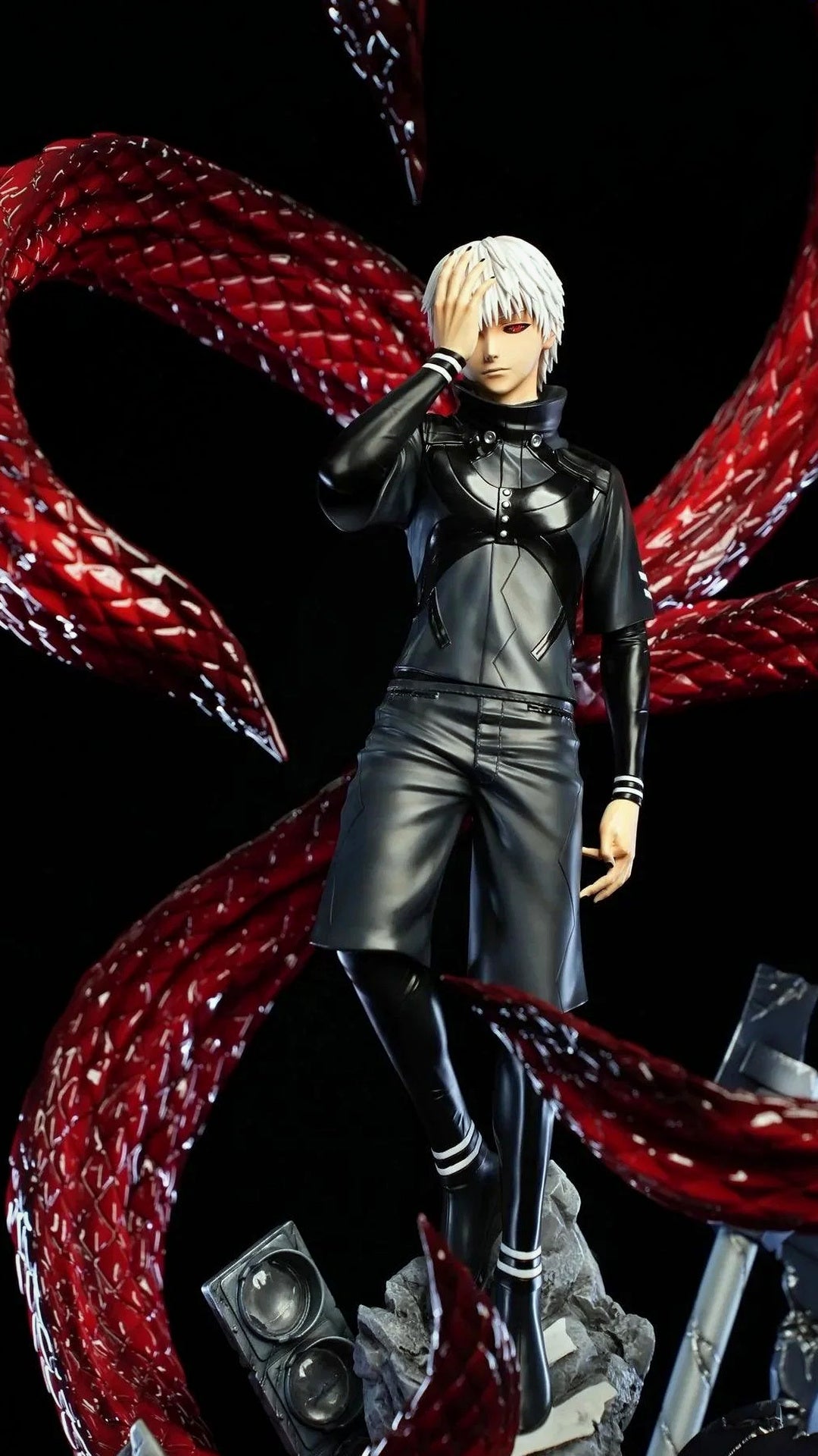 Tokyo Ghoul Figure Series cover - Mega Claw