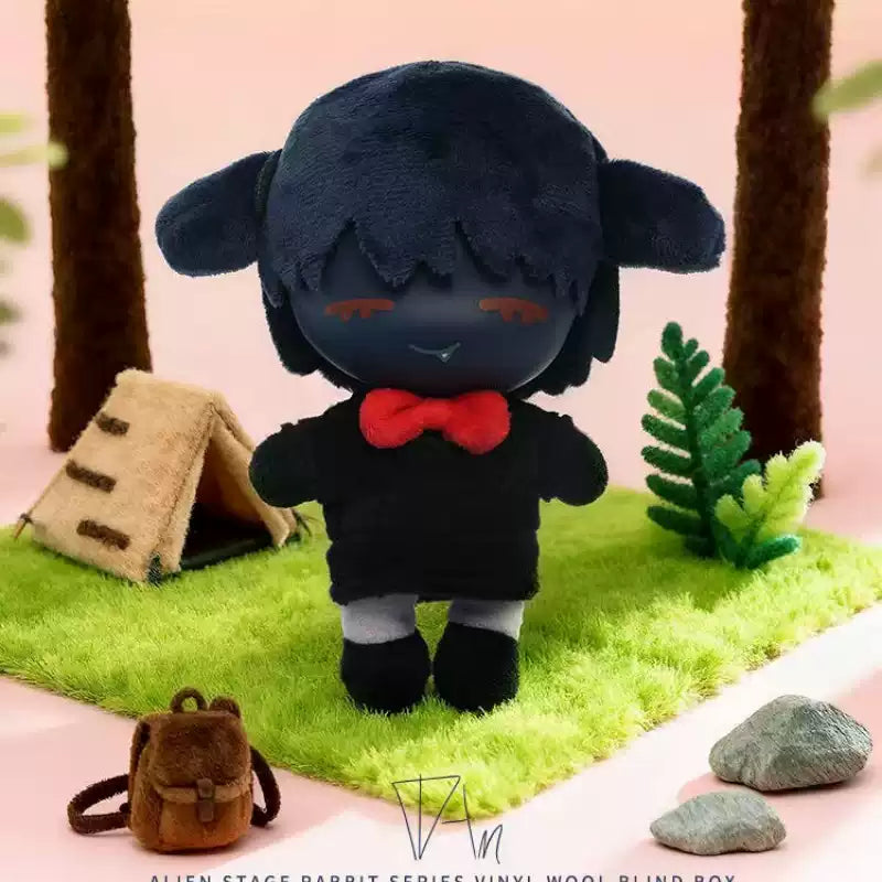 Alien Stage Bunny Vinyl Plush Keychain Blind Box - AET aet Blind Box Keychain at Mega Claw, product image 2